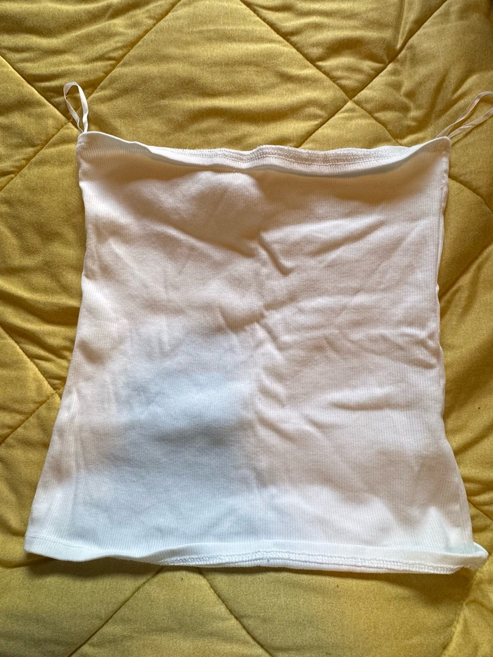 🤍 H&M Ribbed White Cami Crop Top — Size Medium